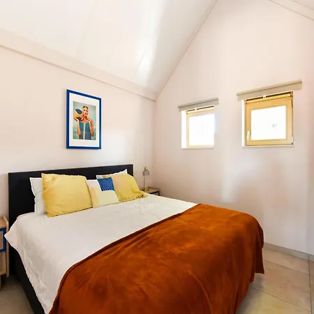 2wh42 Zeer Goed Uitgerust Huisje Met 3 Slk, Voor 6 Pers Met Parking En Tuin Tatil Evi *