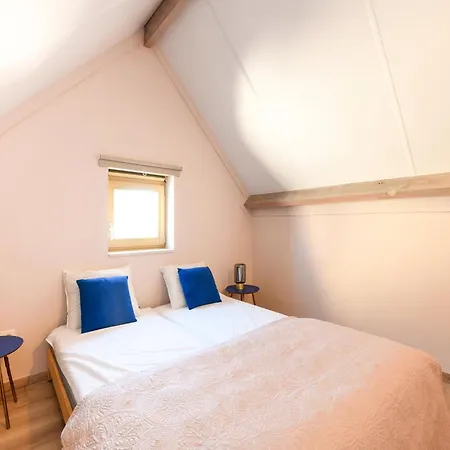 Tatil Evi 2wh42 Zeer Goed Uitgerust Huisje Met 3 Slk, Voor 6 Pers Met Parking En Tuin *
