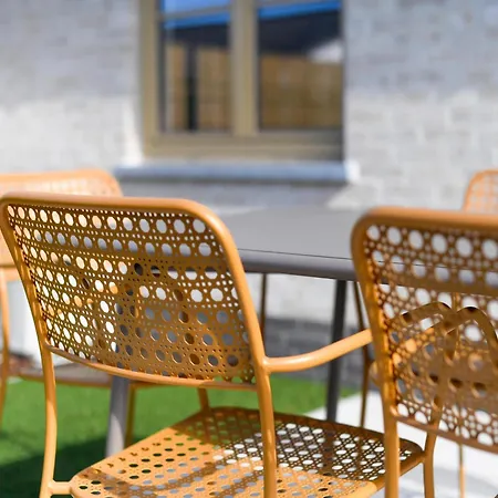 2wh42 Zeer Goed Uitgerust Huisje Met 3 Slk, Voor 6 Pers Met Parking En Tuin Tatil Evi Koksijde