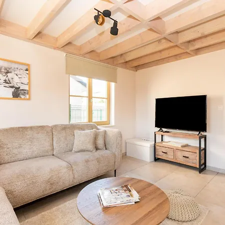 2wh42 Zeer Goed Uitgerust Huisje Met 3 Slk, Voor 6 Pers Met Parking En Tuin * Koksijde