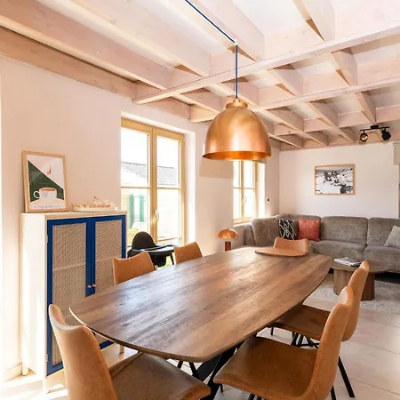 2wh42 Zeer Goed Uitgerust Huisje Met 3 Slk, Voor 6 Pers Met Parking En Tuin Holiday home